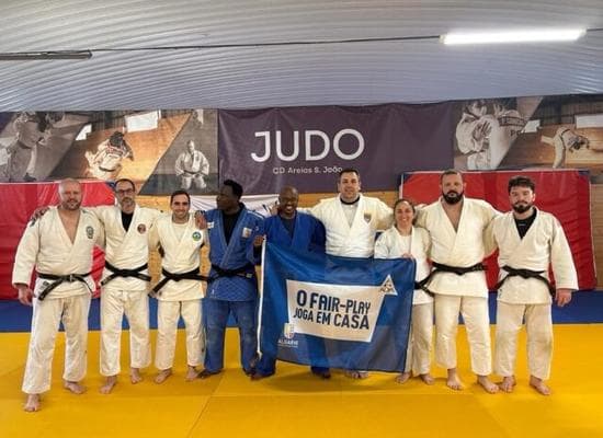 O Fair Play joga em casa